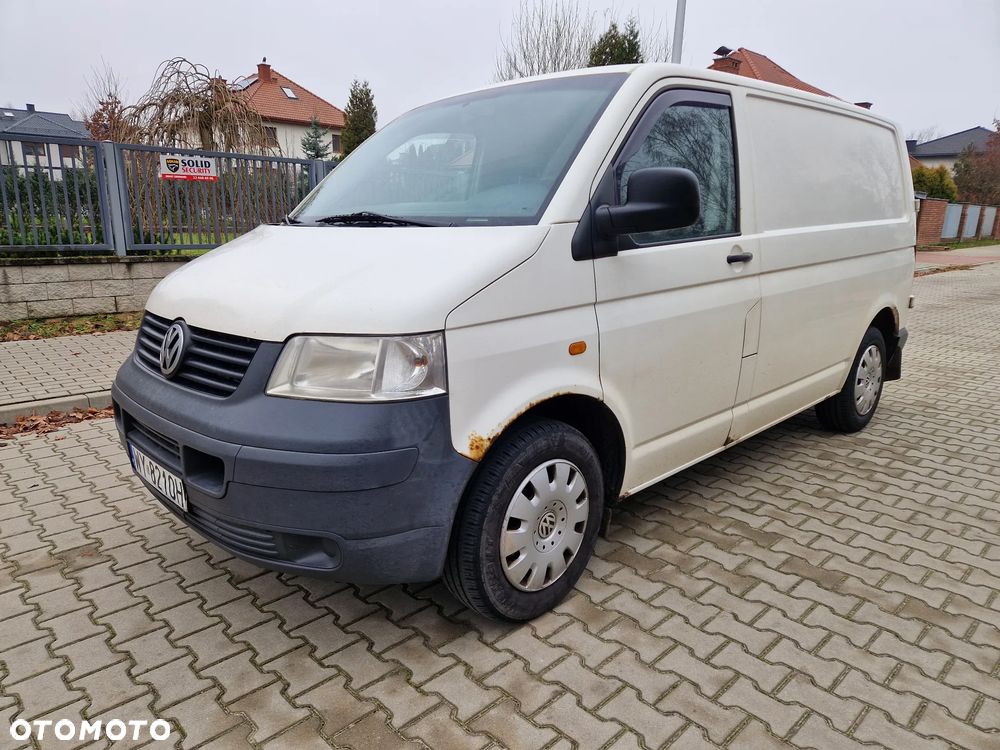 Volkswagen Transporter - 1