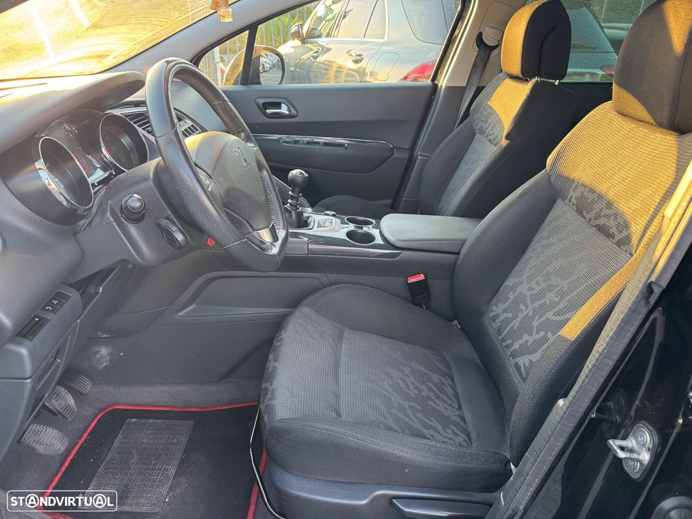 Peugeot 3008 1.6 HDi Executive - 16