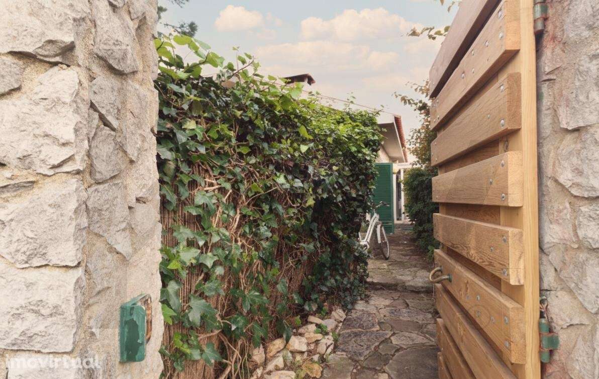 Moradia com Projeto de Ampliação Aprovado no centro da Aldeia de Juzo - Grande imagem: 4/24