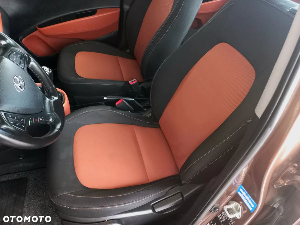 Hyundai i10 1.2 Premium - 20