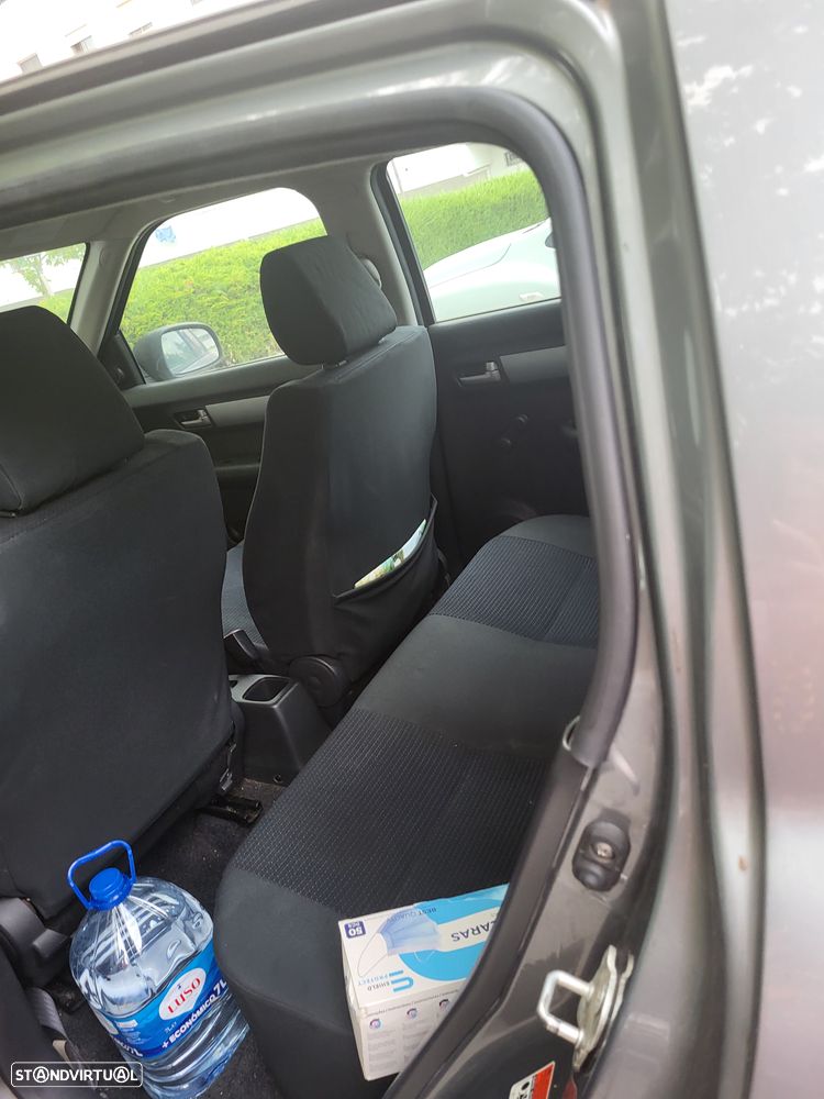 Suzuki Swift 1.3 16V GA - 12