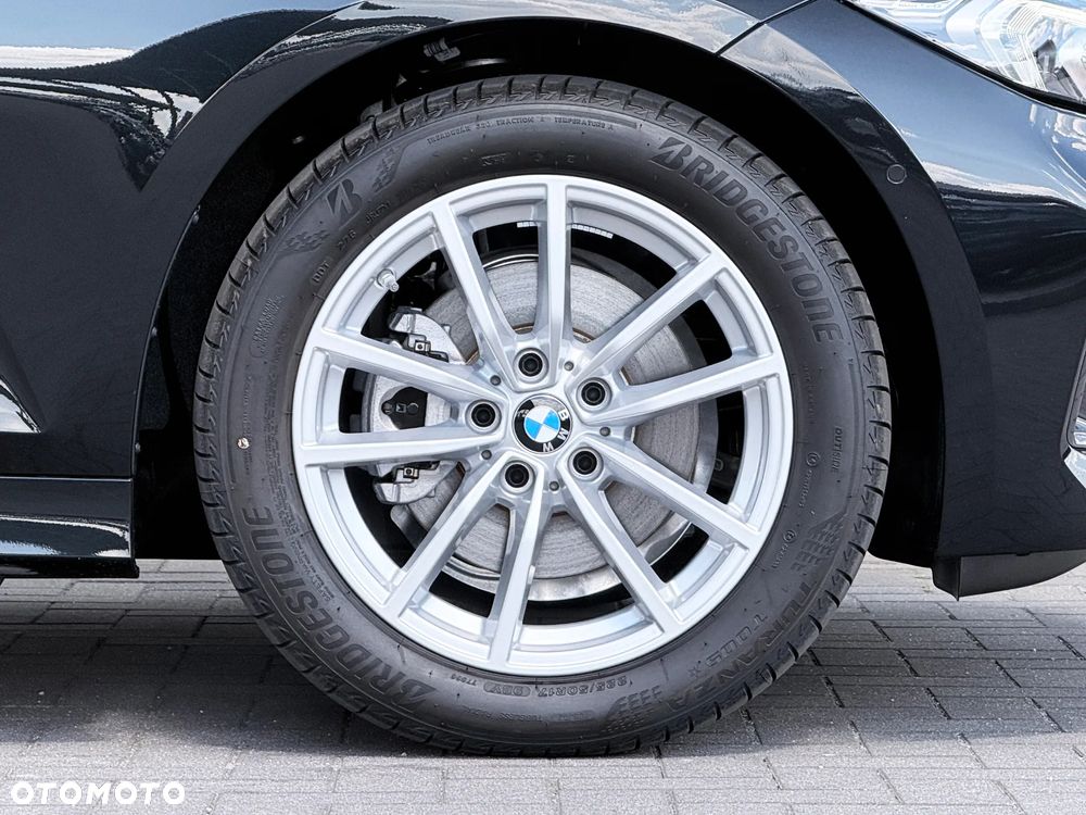 BMW Seria 3 320i sport - 5