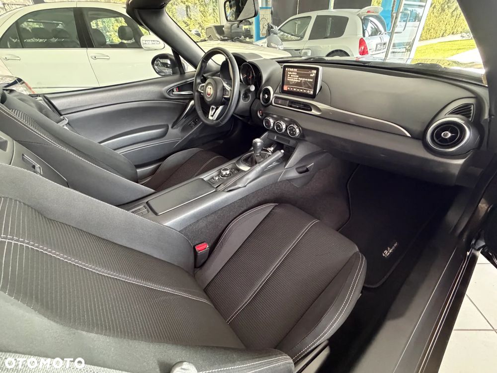 Fiat 124 Spider 1.4 MultiAir - 27