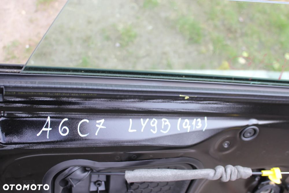 DRZWI TYLNE LEWE AUDI A6 C7 AVANT LY9B 2015 - 18