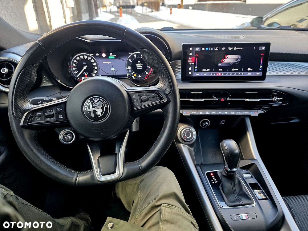 Alfa Romeo Tonale 1.5 T4 GSE mHEV Sprint DCT - 17