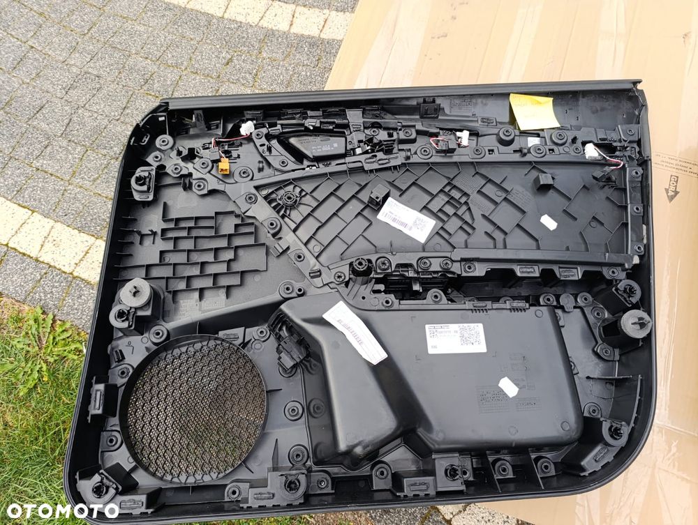 BOCZEK DRZWI TYŁ  I PRZÓD CUPRA - 16