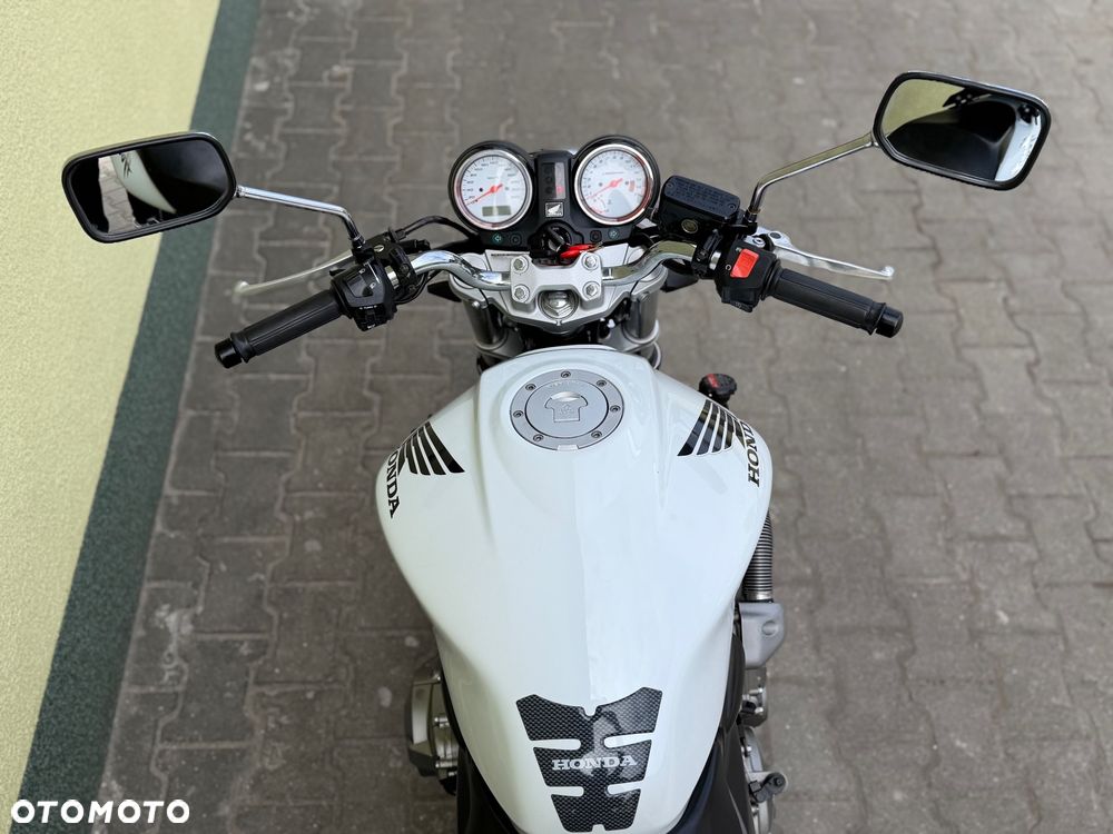 Honda Hornet - 18