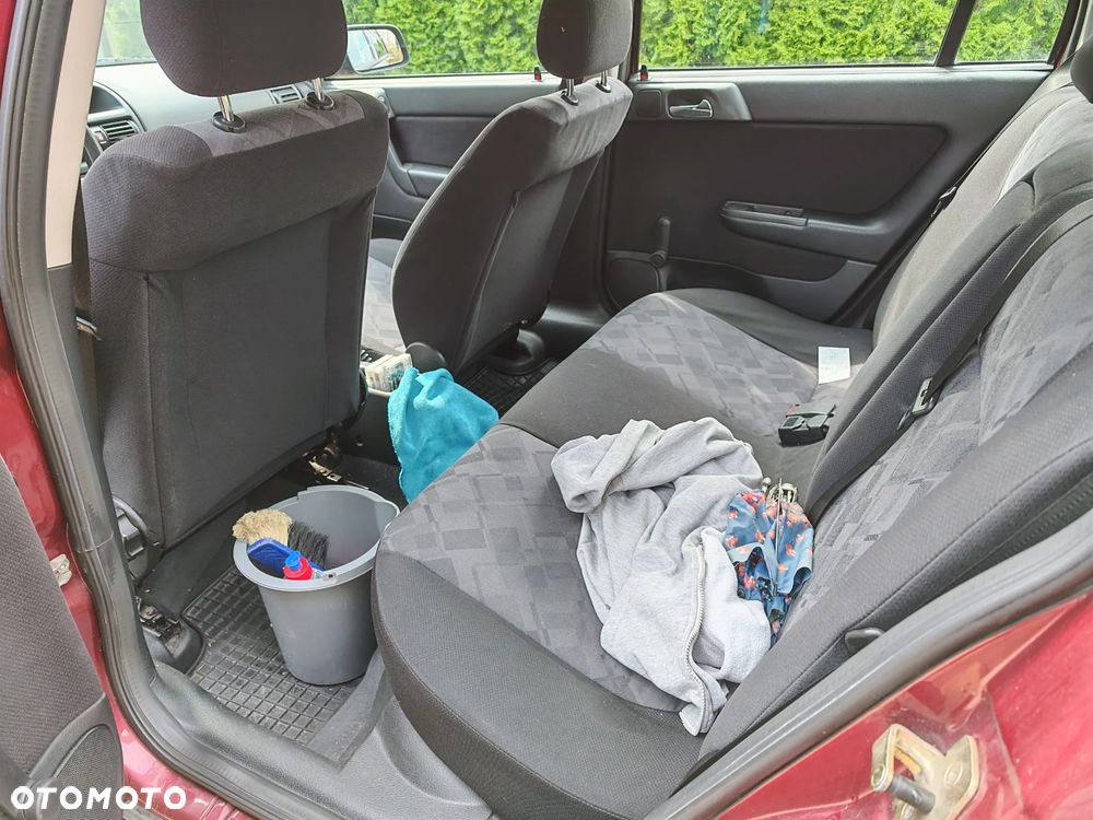 Opel Astra 1.4 Club - 9