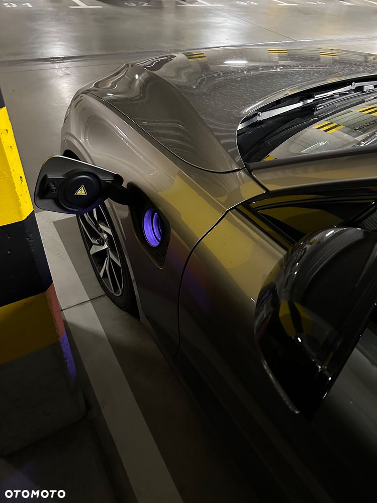 Volvo V60 T8 AWD Plug-In Hybrid Inscription - 26