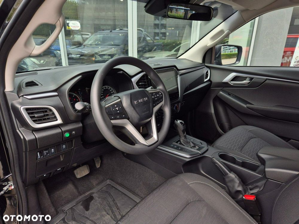 Isuzu D-Max - 13