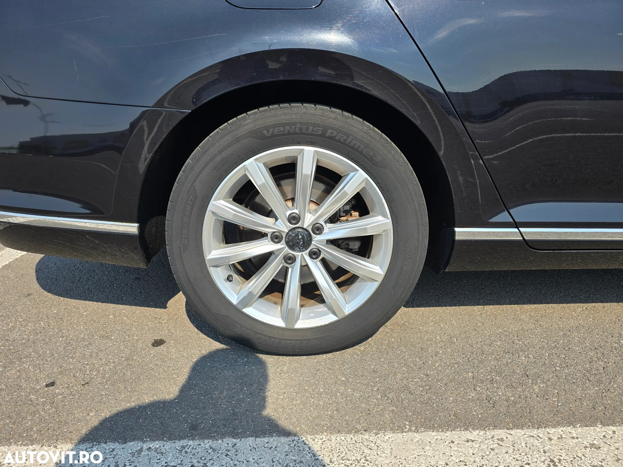 Volkswagen Passat - 12