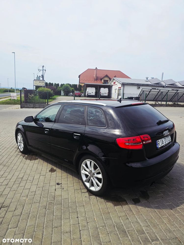 Audi A3 Sportback - 6