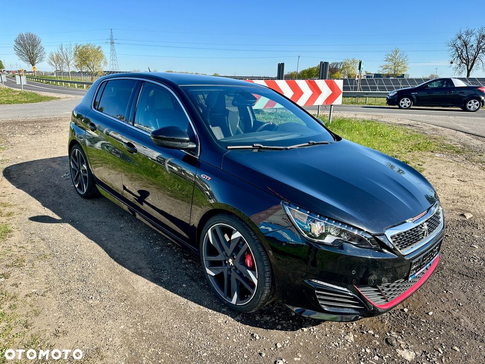 Peugeot 308 1.6 e-THP GTi by Sport S&S - 4