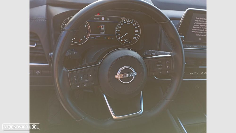Nissan Qashqai 1.3 DIG-T Acenta — fotografia 18