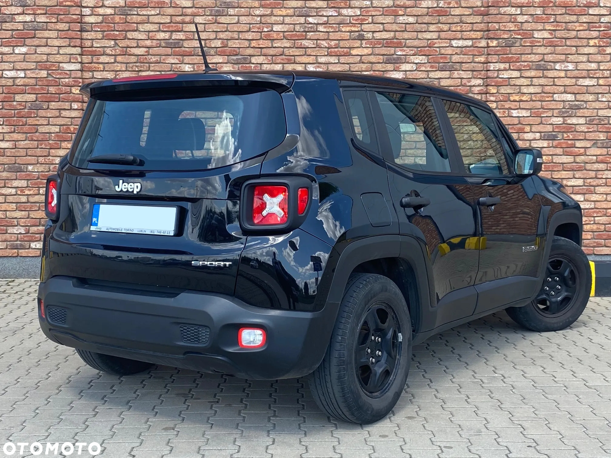 Jeep Renegade 1.6 E-TorQ Sport FWD - 3