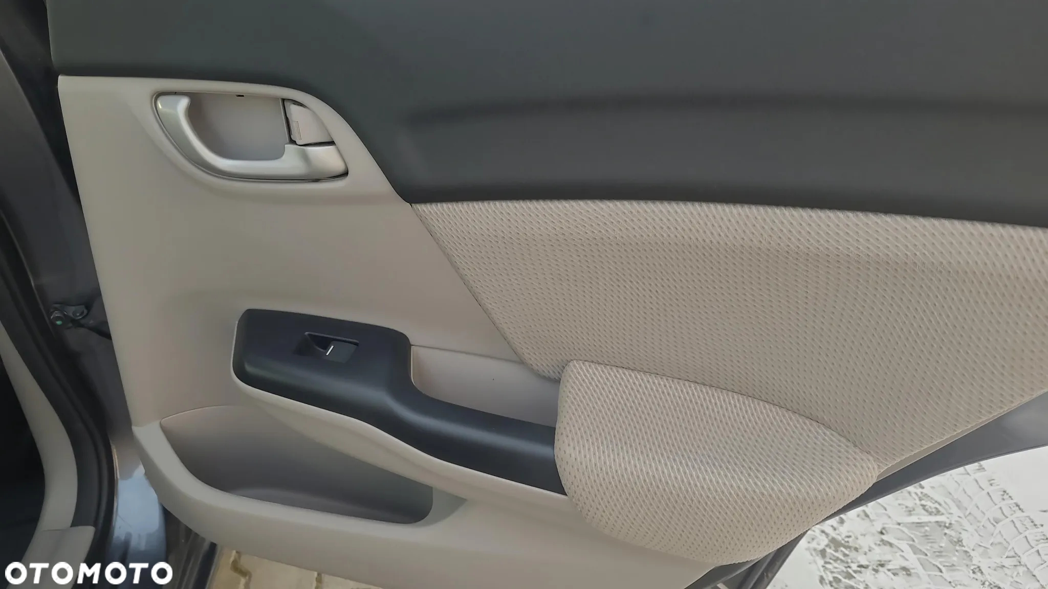 Honda Civic 1.8 Comfort - 29