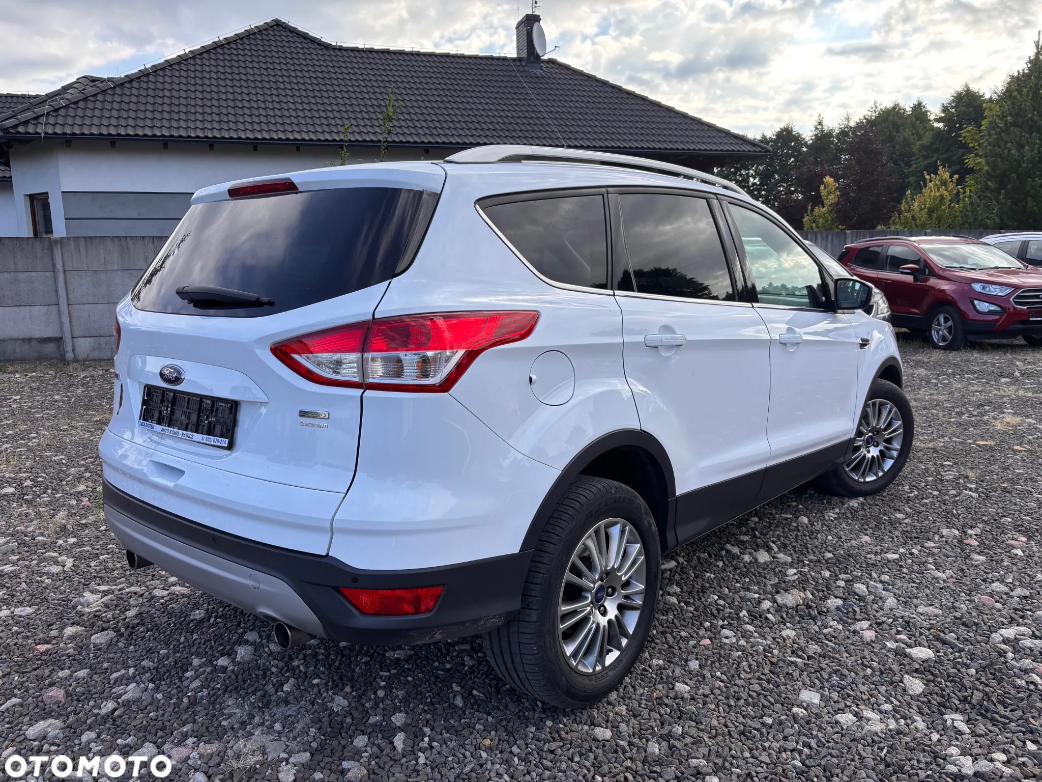 Ford Kuga 1.6 EcoBoost 2x4 Titanium - 5