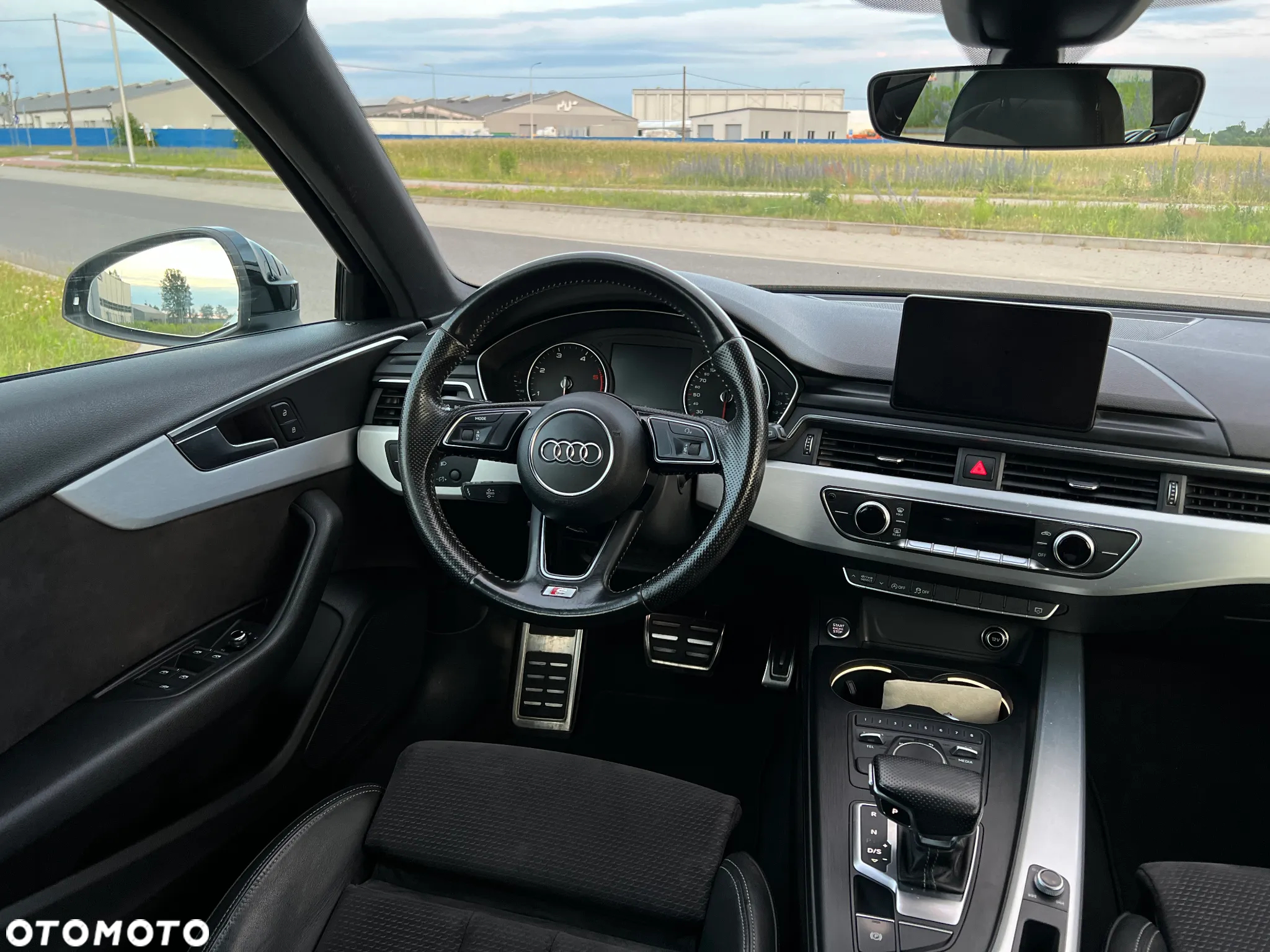 Audi A4 2.0 TDI Sport S tronic - 15