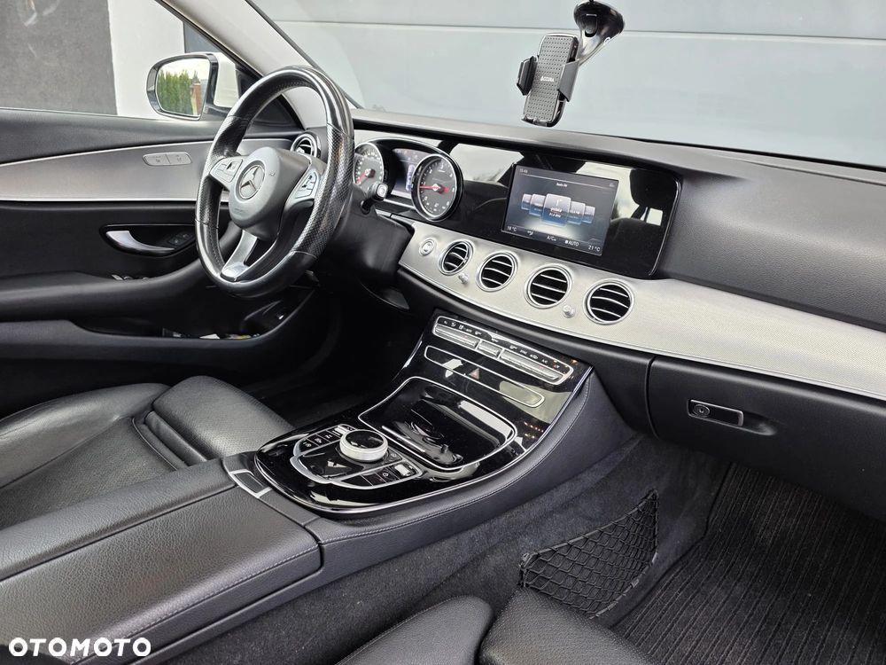 Mercedes-Benz Klasa E - 13