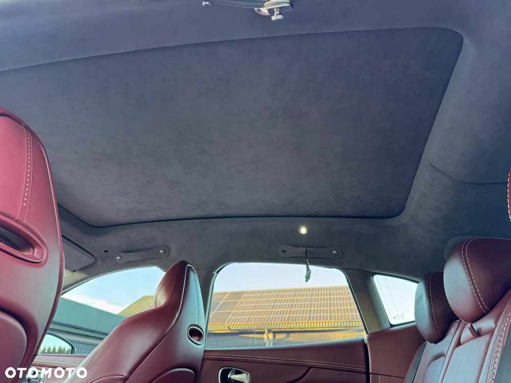 Aston Martin DBX Standard - 26