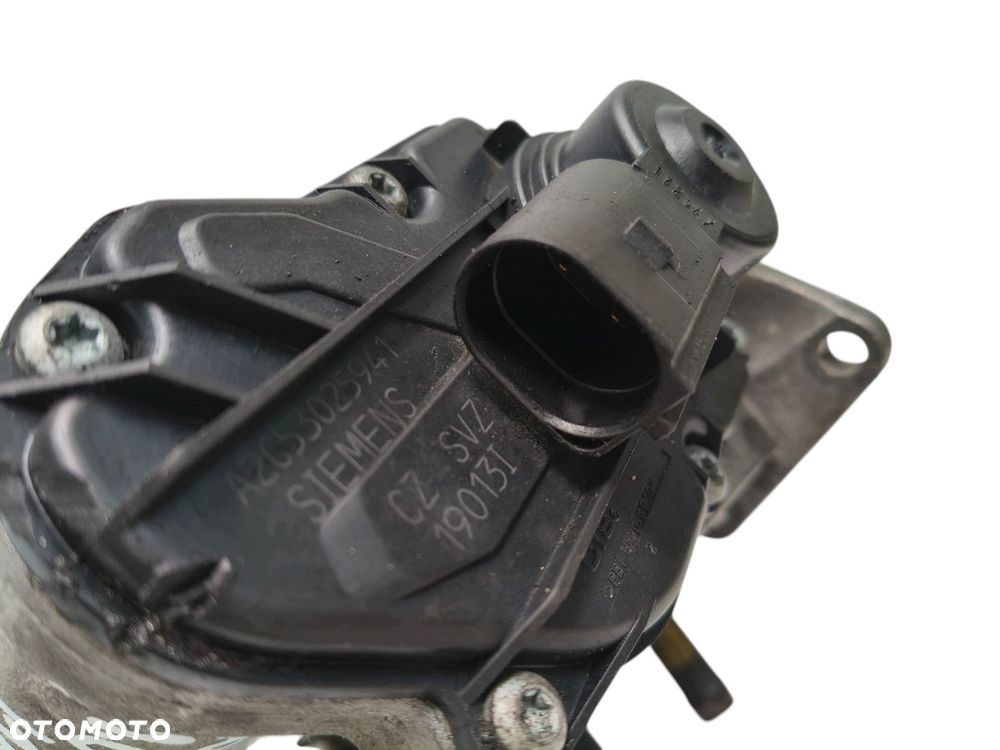 ZAWÓR EGR VW Golf V Passat B6 Touran 1.6 FSI 03C131503B Siemens VDO - 6