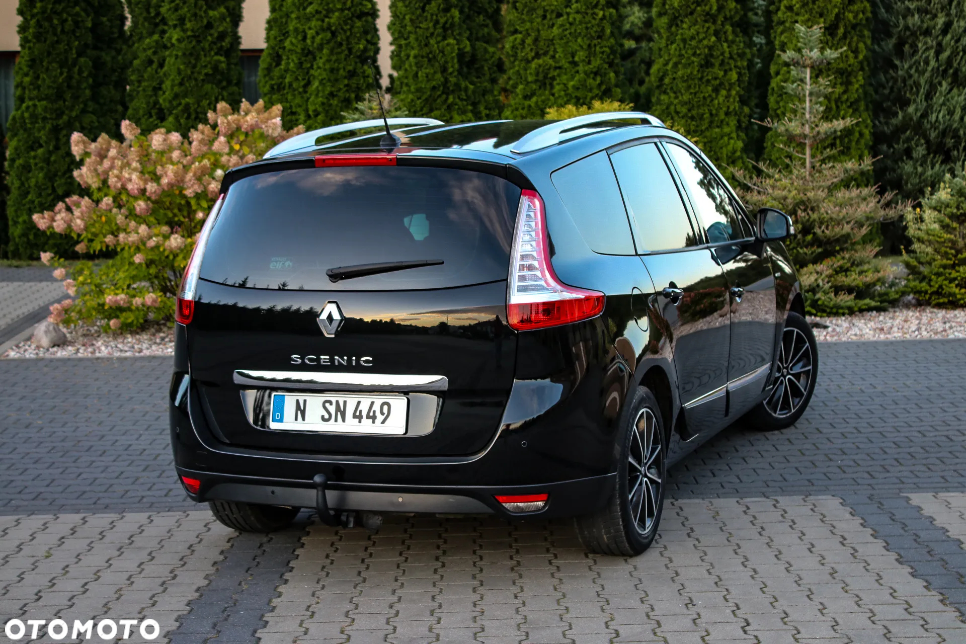 Renault Grand Scenic ENERGY TCe 115 Bose Edition - 12