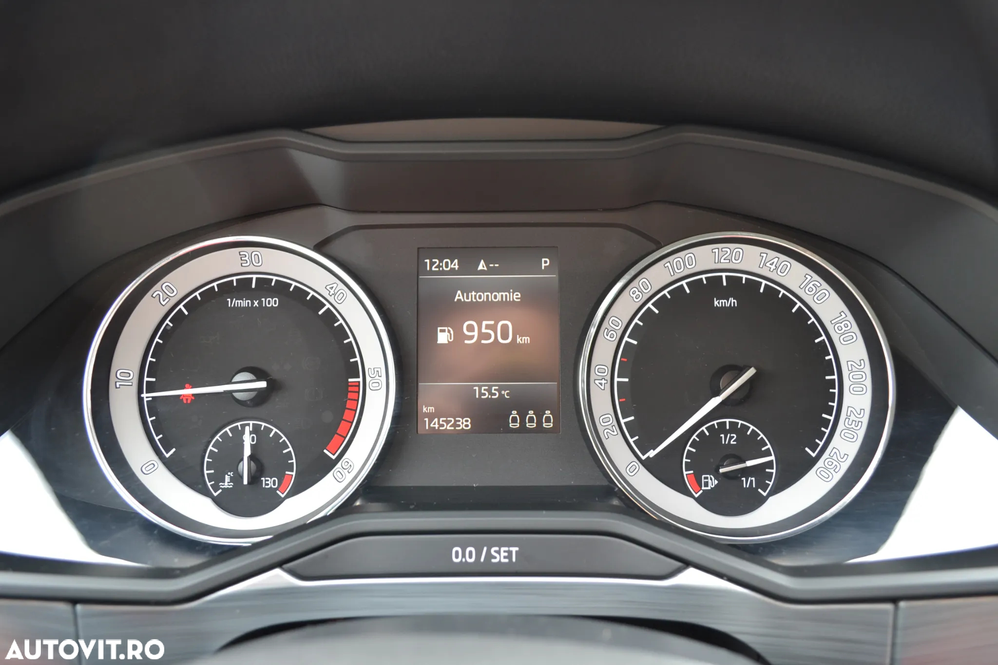 Skoda Superb 2.0 TDI 4x4 DSG Ambition - 13