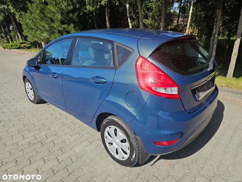 Ford Fiesta 1.25 Ghia EU5 - 3