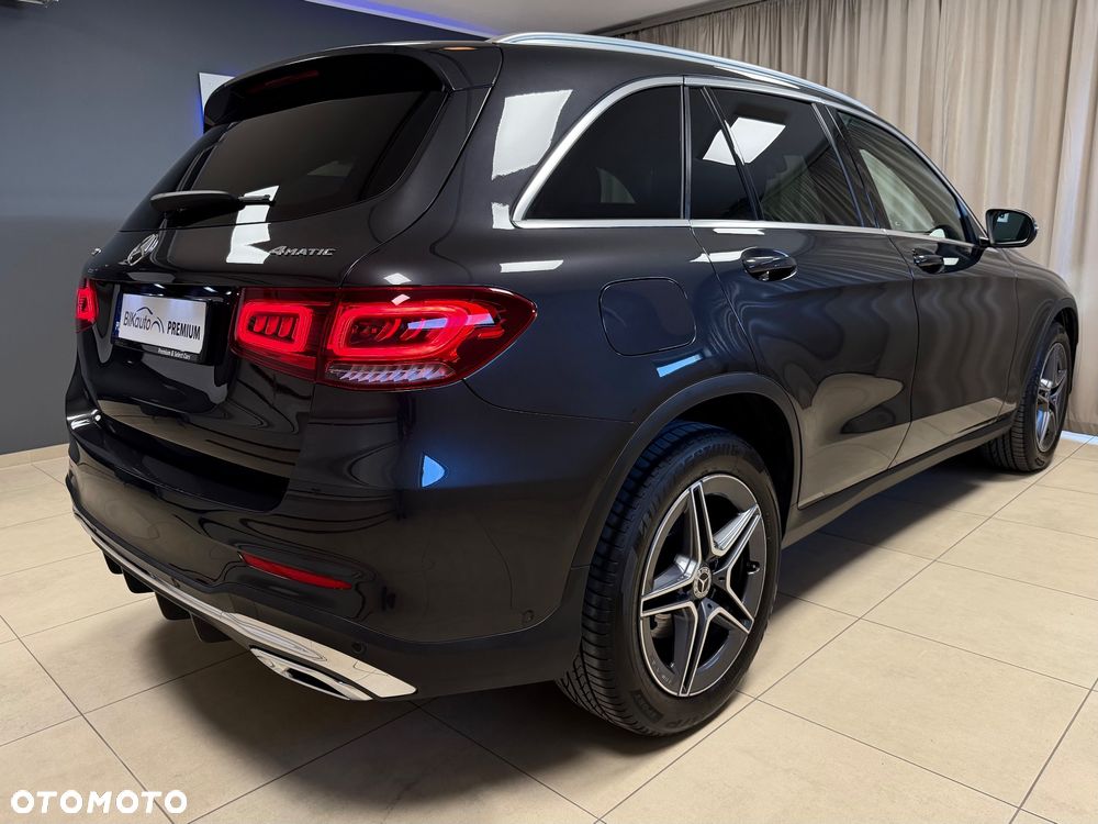 Mercedes-Benz GLC 200 4Matic 9G-TRONIC AMG Line - 3