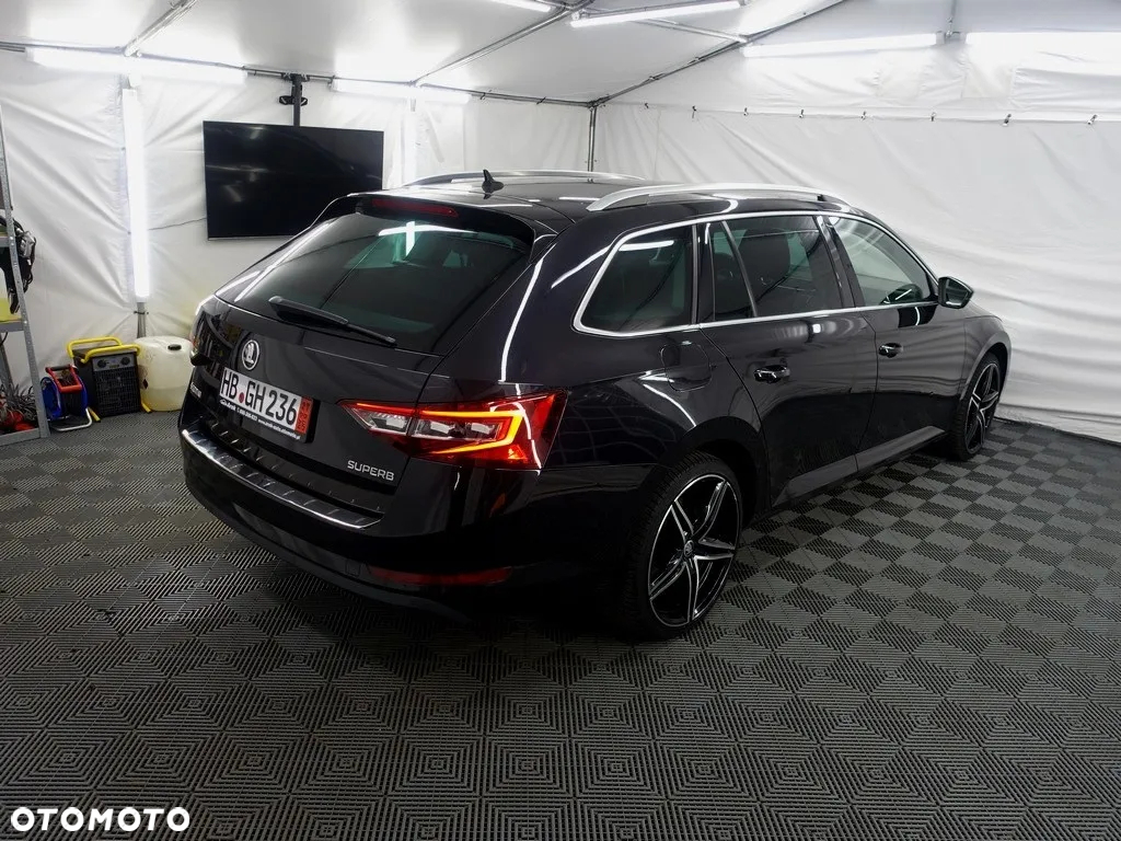 Skoda Superb 2.0 TDI Style DSG - 5