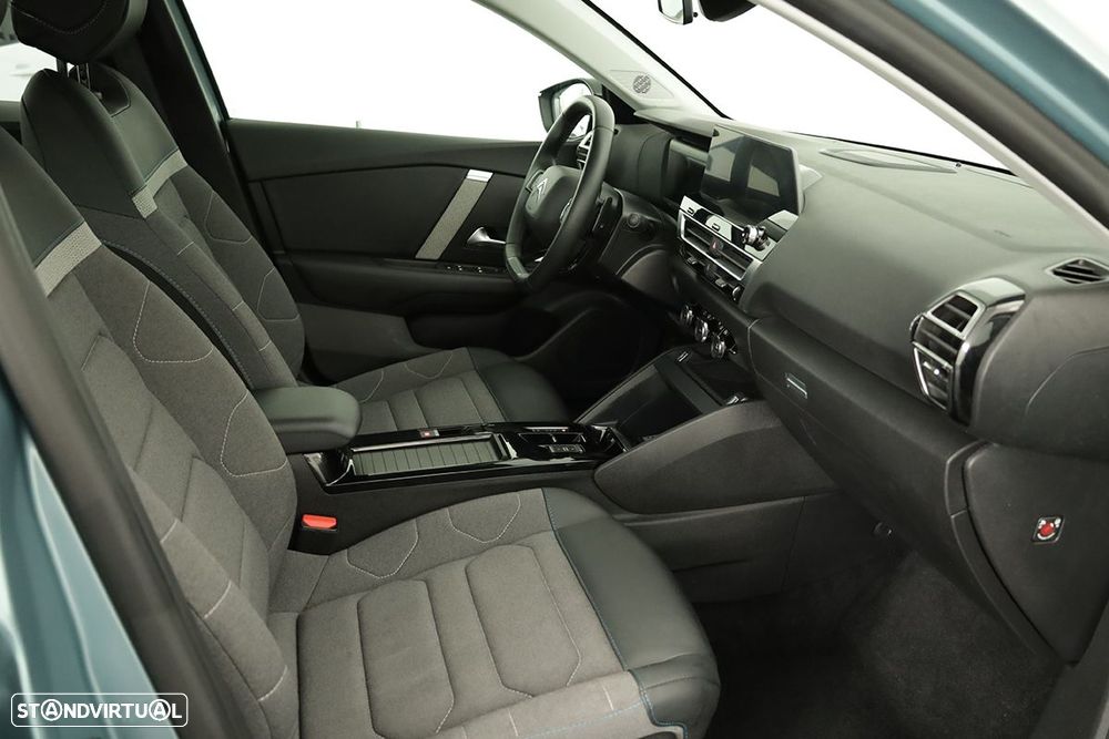 Citroën C4 1.2 PureTech Plus EAT8 - 42