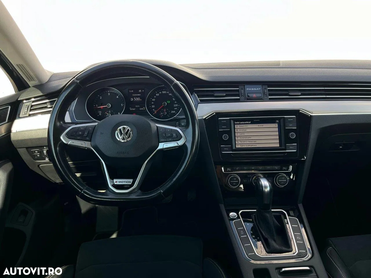 Volkswagen Passat - 6