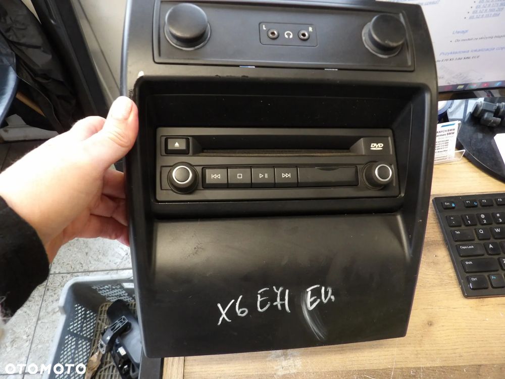 BMW - E70,E71,E72,X6,X5 - ODTWARZACZ DVD - 9243263 - 1