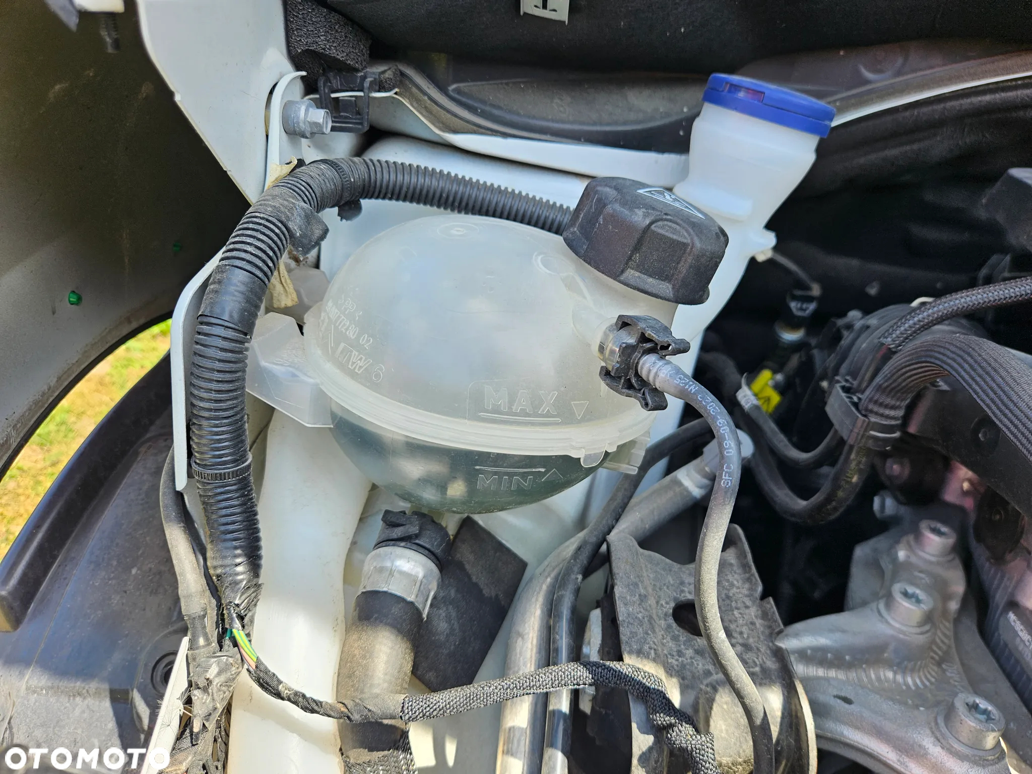 Citroën C3 1.2 PureTech Shine EAT6 - 10