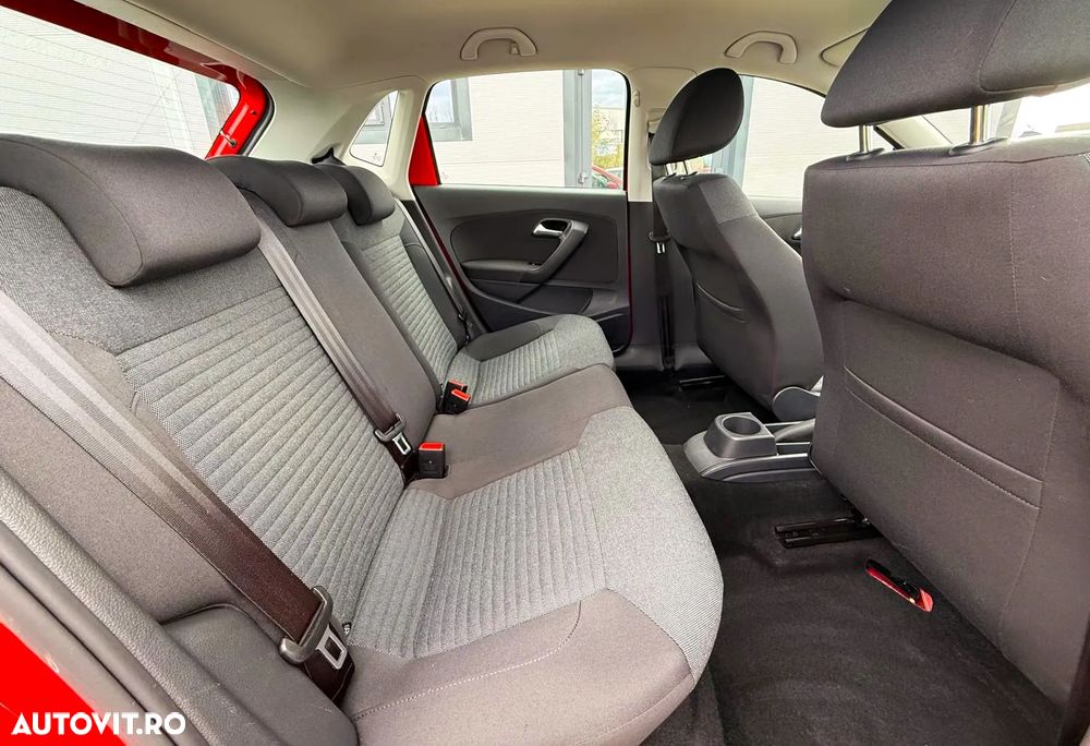 Volkswagen Polo - 18