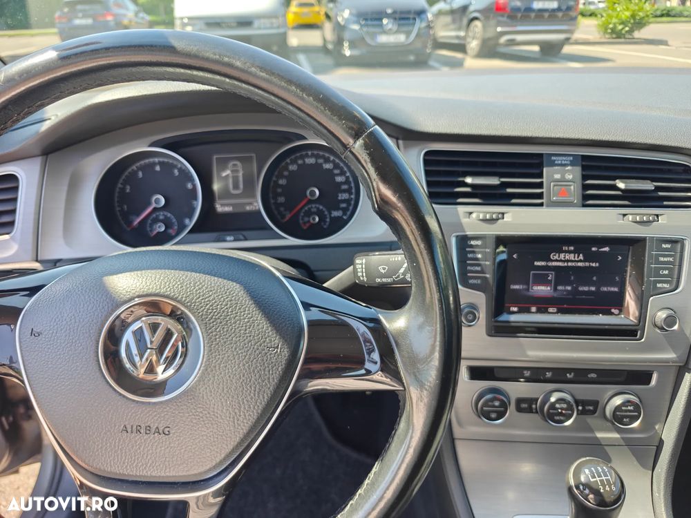 Volkswagen Golf 1.2 TSI Comfortline BlueMotion Technology - 22
