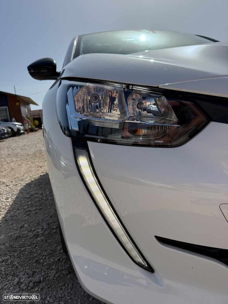Peugeot 208 1.2 PureTech Active - 4