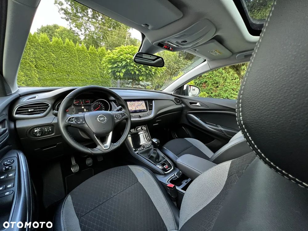 Opel Grandland X 1.2 Start/Stop Business INNOVATION - 27