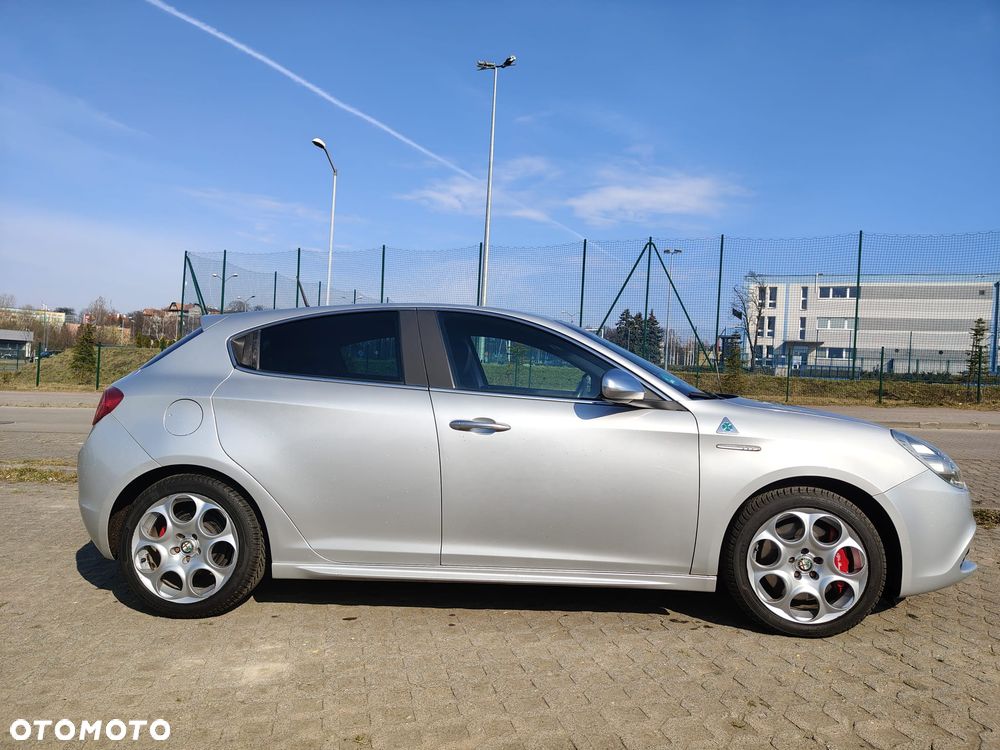 Alfa Romeo Giulietta 1.8 TBi 16V Quadrifoglio Verde - 11