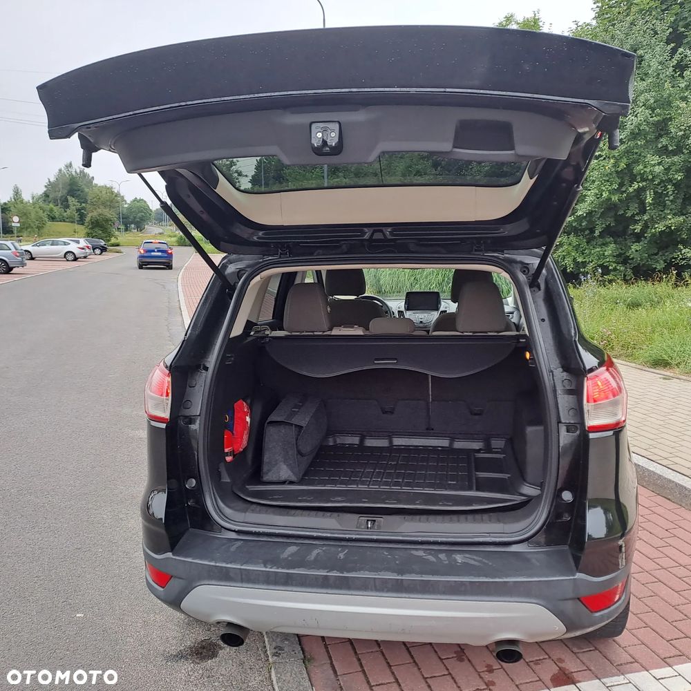 Ford Kuga - 13