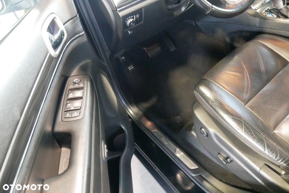 Jeep Grand Cherokee 3.6 V6 Limited - 23