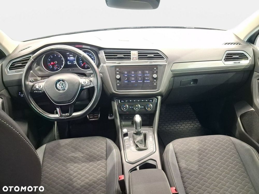 Volkswagen Tiguan - 15