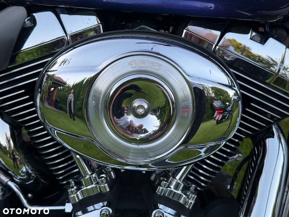 Harley-Davidson Softail Deluxe - 4