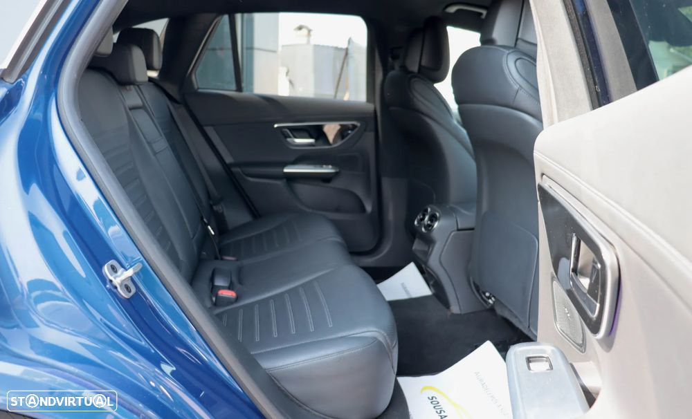 Mercedes-Benz GLC 300 e 4Matic 9G-TRONIC Edition AMG Line - 17