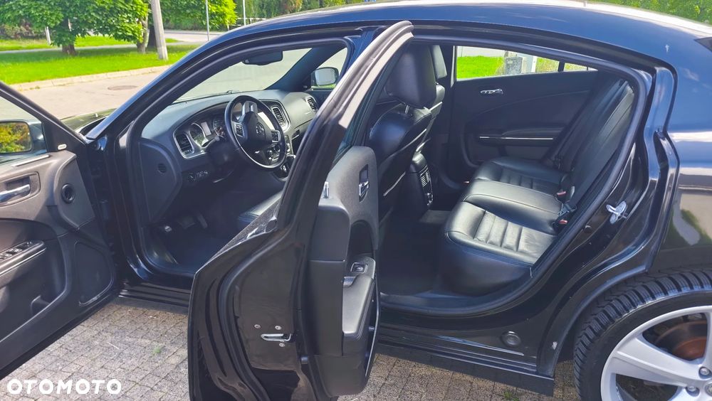 Dodge Charger 3.5 V6 SXT - 20