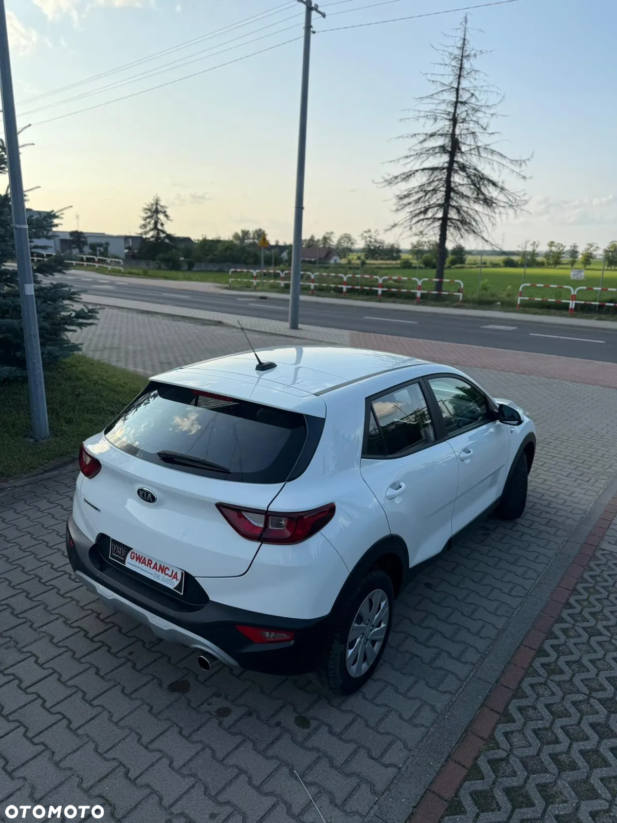 Kia Stonic 1.4 L - 5