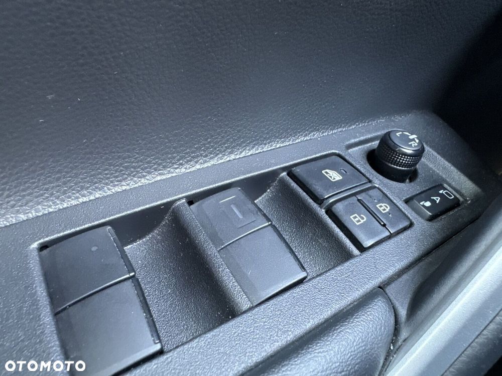 Toyota Corolla Cross - 21