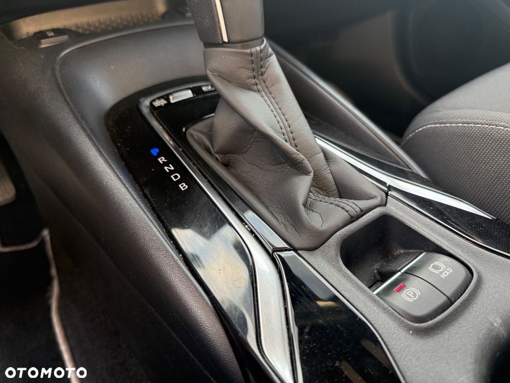 Toyota Corolla 1.8 Hybrid Comfort - 20