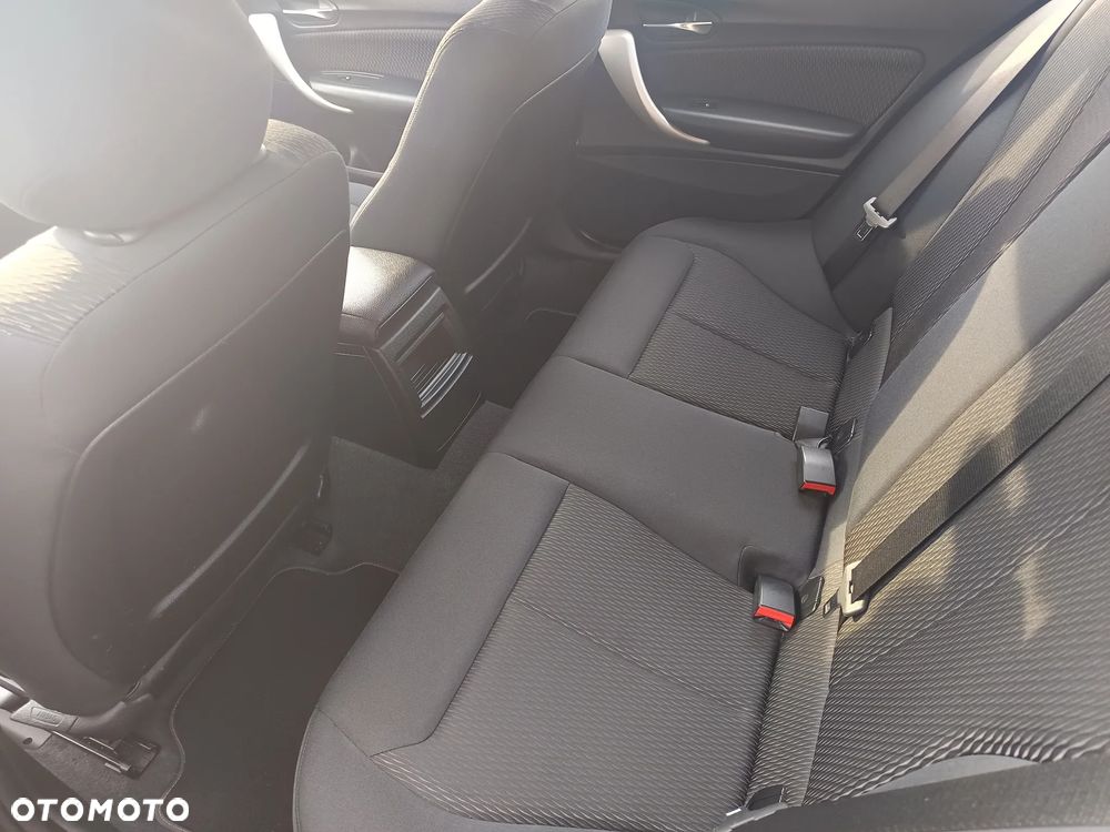 BMW Seria 1 116d - 9