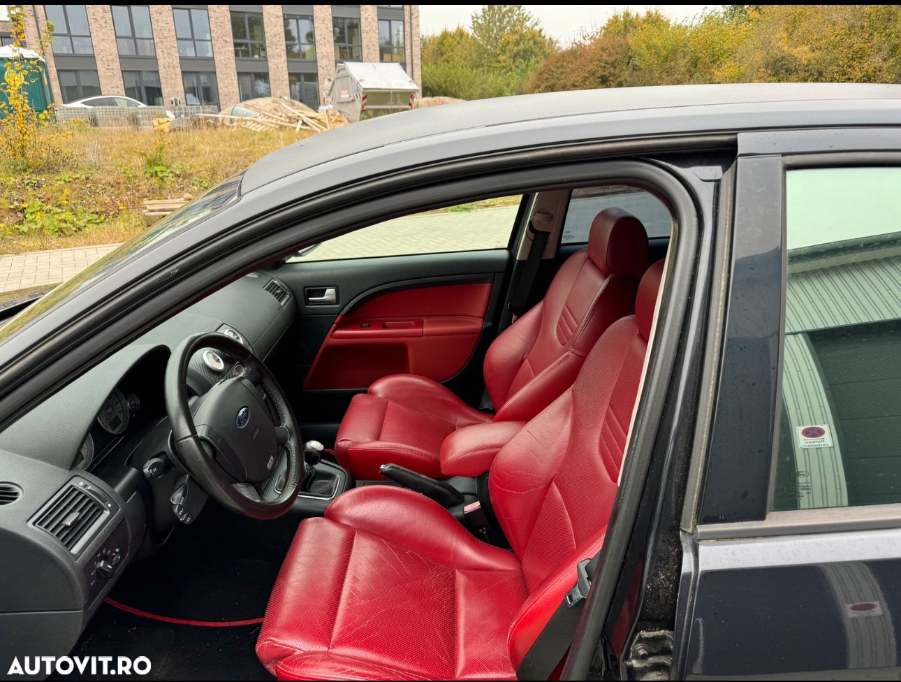 Ford Mondeo 3.0 V6 ST220 - 6